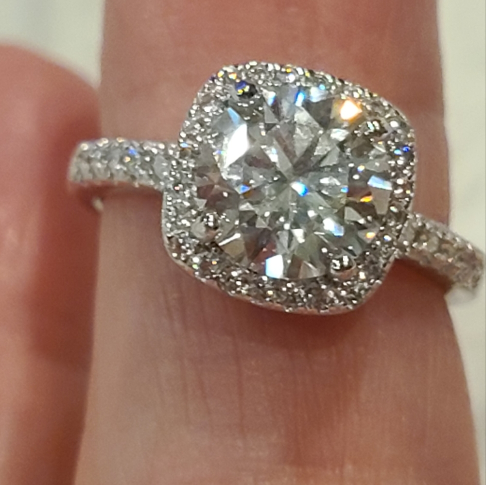 Moissanite 2 Carat Round cut Solitare Halo  Ring